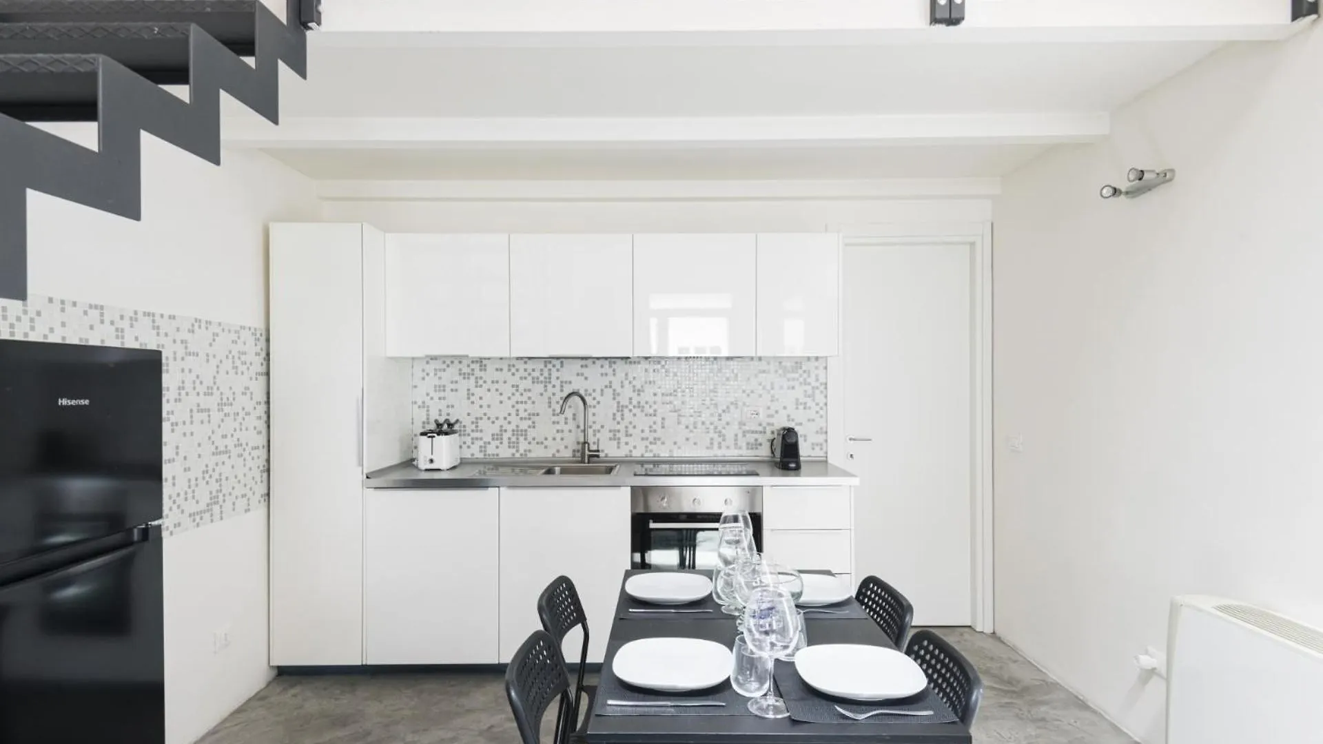 Easylife- Appartamento Su Due Livelli Su I Navigli Milan Italy