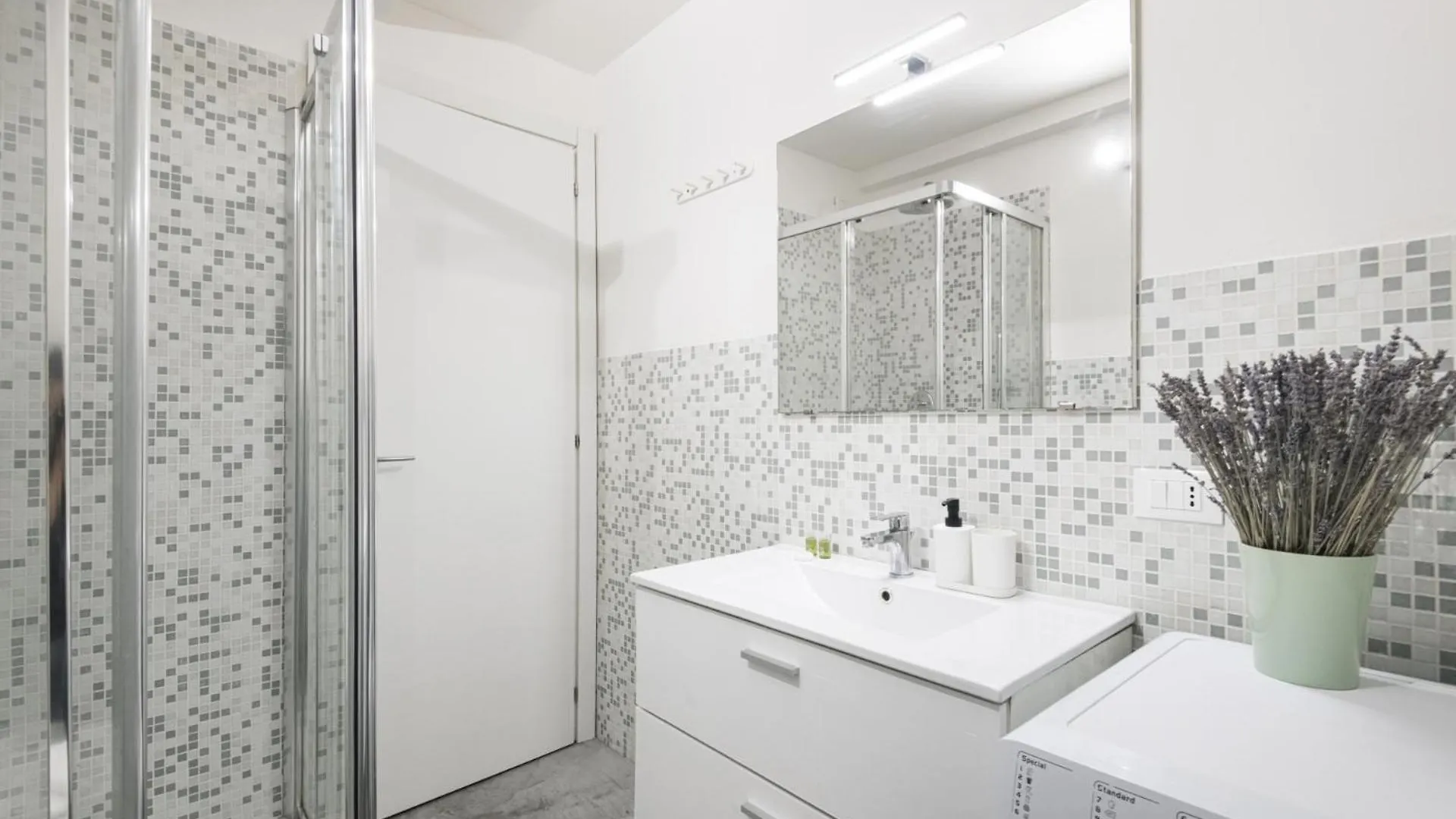 Easylife- Appartamento Su Due Livelli Su I Navigli Milan Apartment